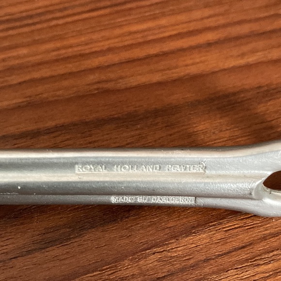 Pewter candle snuffer - Picture 3 of 6